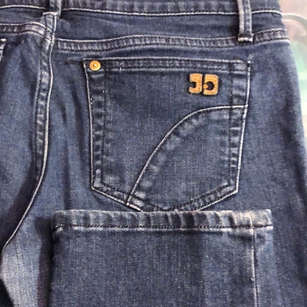 Joe’s Jeans size 28 blue jeans mid rise straight skinny with stretch